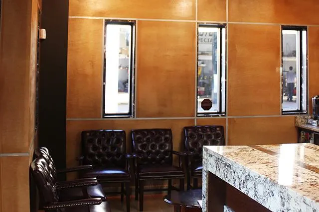 Seating Area in Auto Shop Suwanee GA